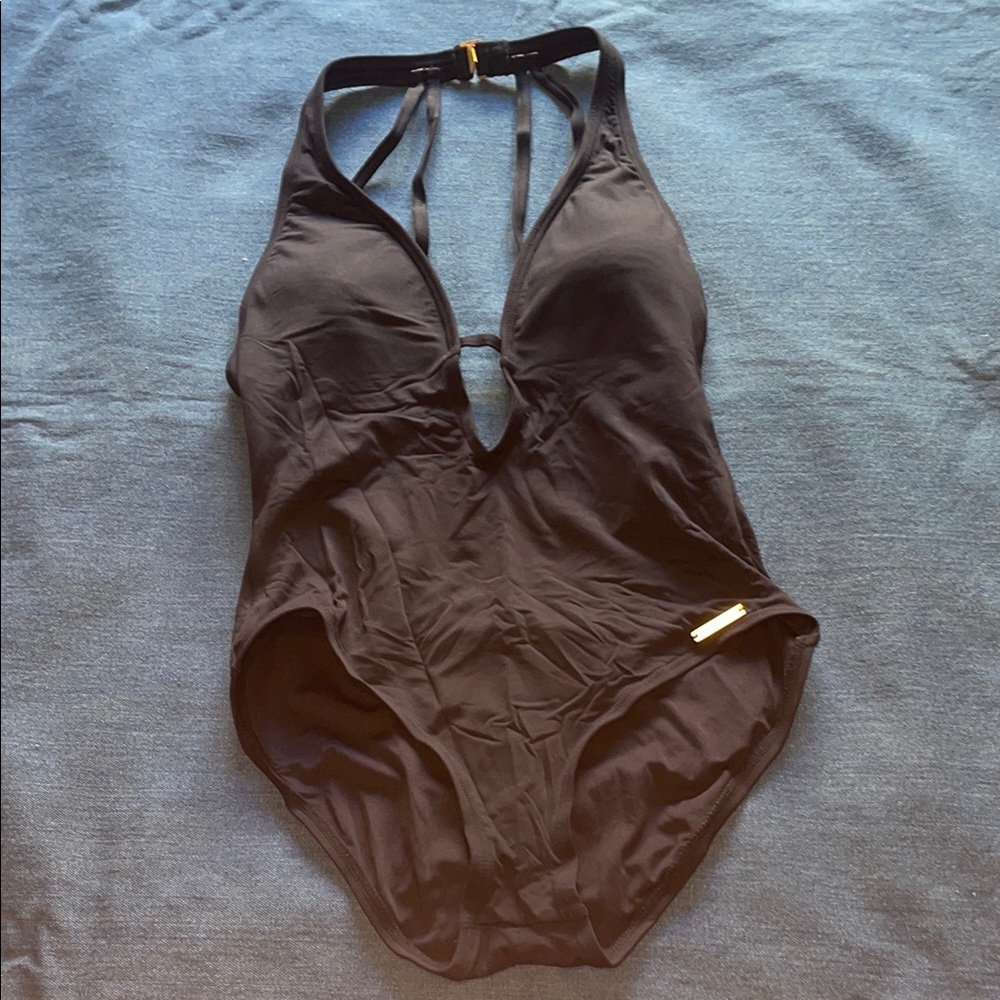 Elegant Black Women's Swimsuit